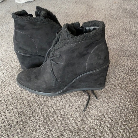 Women’s black wedge booties - Picture 1 of 1